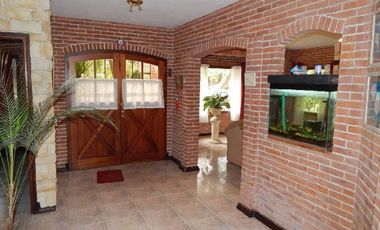 ESTUPENDO CHALET ESTILO CLASICO PINAMARENSE . CHALET EN VENTA.
