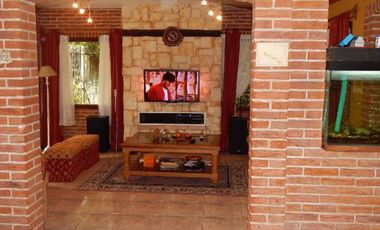 ESTUPENDO CHALET ESTILO CLASICO PINAMARENSE . CHALET EN VENTA.