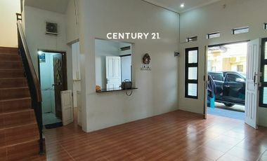 Rumah Cantik Minimalis 2 Lantai Semi Furnished Dekat Pintu Tol