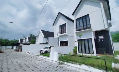 Rumah 2 Lantai Full Furniture Siap Huni