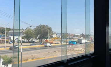 Edificio nuevo en renta