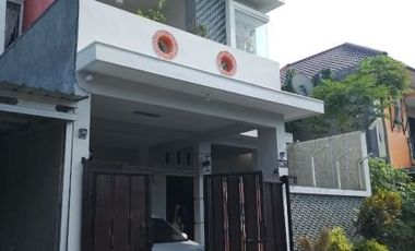Dijual Rumah Mewah Didepan Gor Ken Arok Kota Malang