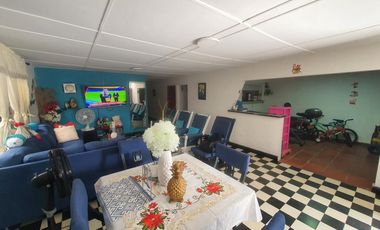 casa en venta en centro. Cod V106250