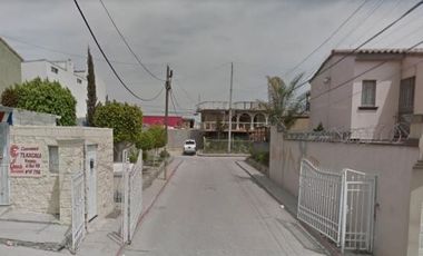 HERMOSA CASA EN VENTA ADJ Gral Felipe Angeles El Dorado Residencial, Tijuana, Ba