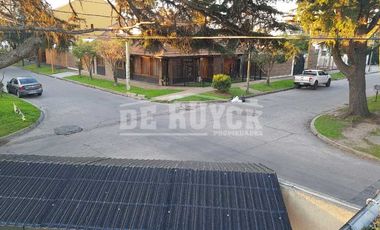 Casa en venta en Quilmes Oeste