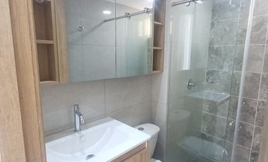 apartamento en arriendo en urb. las flores. Cod A108380