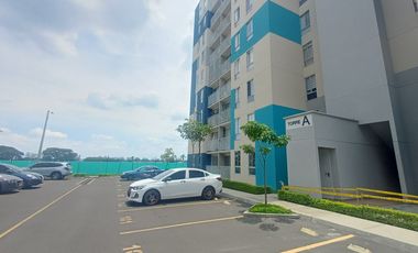 apartamento en arriendo en urb. las flores. Cod A108380