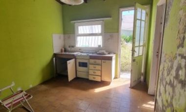 casa con dos garages