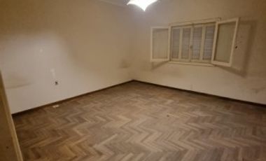 casa con dos garages