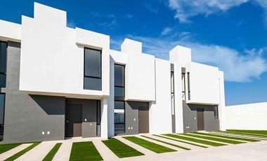 CASA EN VENTA  EN SÓLUM RESIDENCIAL