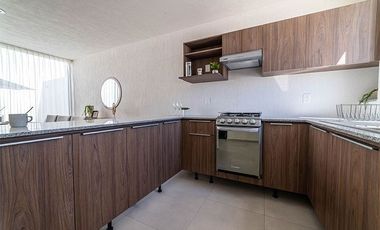 CASA EN VENTA  EN SÓLUM RESIDENCIAL