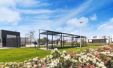 CASA EN VENTA  EN SÓLUM RESIDENCIAL