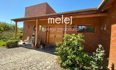 ESPECTACULAR CASA EN EXCLUSIVO CONDOMINIO, LIMACHE