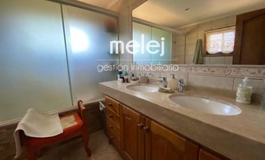 ESPECTACULAR CASA EN EXCLUSIVO CONDOMINIO, LIMACHE