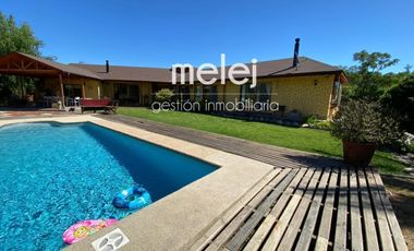 ESPECTACULAR CASA EN EXCLUSIVO CONDOMINIO, LIMACHE