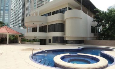 SE VENDE MANSION EN PAITILLA
