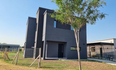 Casa en venta en Santa Emilia Pilar del Este | VCO Propiedades