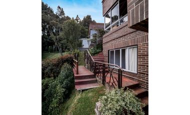 VENTA DE CASA EN ALTO DEL ESCOBERO  ENVIGADO, ANTIOQUIA