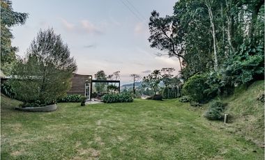VENTA DE CASA EN ALTO DEL ESCOBERO  ENVIGADO, ANTIOQUIA