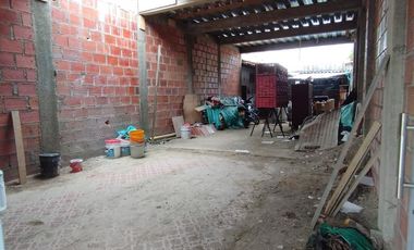 casa-local en venta en el llano. Cod V2270