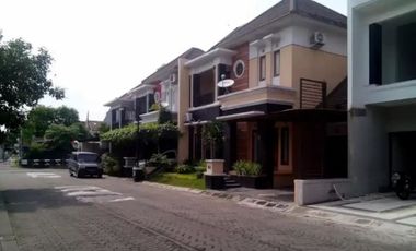 Disewakan rumah semi furnished di jalan godean