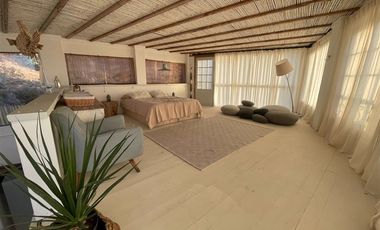 Condominio Costa dorada a orillas del mar