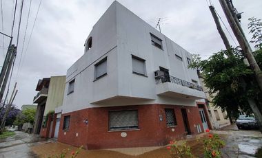 Casa PH en venta en Lanus Este