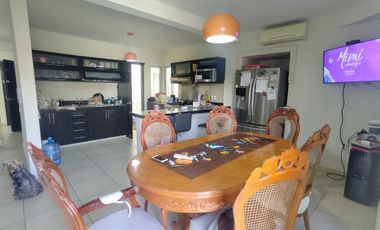 Casa en venta 4 Recámaras una en P.B. Fraccionamiento Palmas, Medellín de Bravo