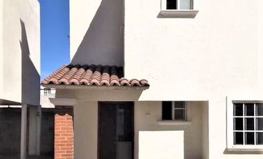 Renta Casa Av. Tecnológico Metepec