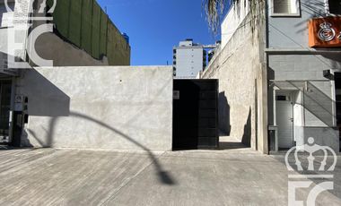Terreno en venta- Ideal edificio- Lanús Este