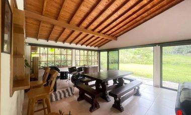 casa en arriendo/venta en los salados. Cod A6334