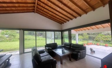 casa en arriendo/venta en los salados. Cod A6334