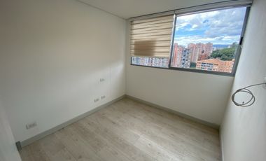 apartamento en arriendo en loma el chocho. Cod A514843