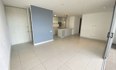 apartamento en arriendo en loma el chocho. Cod A514843