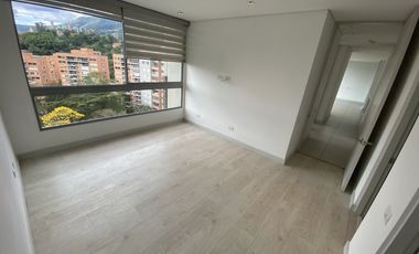 apartamento en arriendo en loma el chocho. Cod A514843