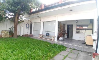 Casa en venta en Quilmes Oeste