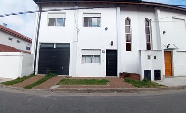 Casa en venta en Quilmes Oeste