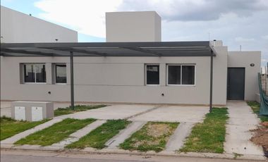Duplex en Venta en San Ignacio Village. Planta Baja 2 dormitorios