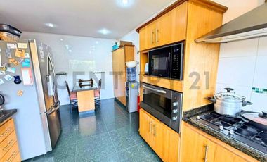 En arriendo amplia casa en El Rosario de Peñuelas,