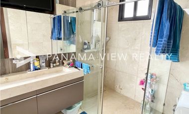 LA VISTA PENTHOUSE / SANTA MARIA / VENTA o ALQUILER