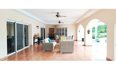 Casa en Club de Golf Coronado en venta
