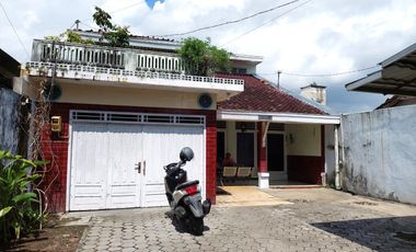 Rumah dan Kos Halaman Luas di Mantrijeron