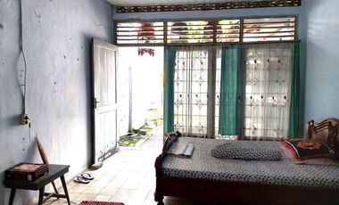 Rumah dan Kos Halaman Luas di Mantrijeron