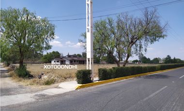 Amplio terreno comercial en excelente ubicación en Huichapan.