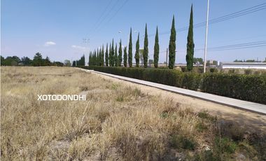 Amplio terreno comercial en excelente ubicación en Huichapan.