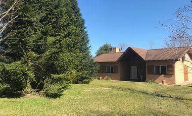 Casa Quinta 4 amb. En Venta. Lote 2812 m2 - Moreno *VENDIDO*