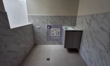 COD. 6248 - SE ARRIENDA APARTAMENTO - BARRIO:  LA CUMBRE