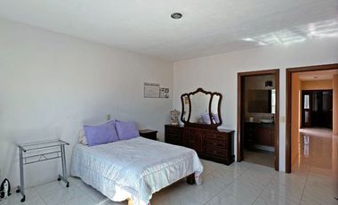 CASA EN VENTA EN BOSQUES SANTA ANITA