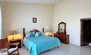 CASA EN VENTA EN BOSQUES SANTA ANITA