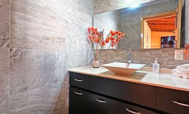 CASA EN VENTA EN BOSQUES SANTA ANITA